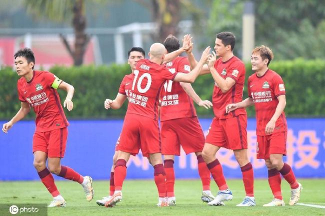 曼联2-1再次领先。